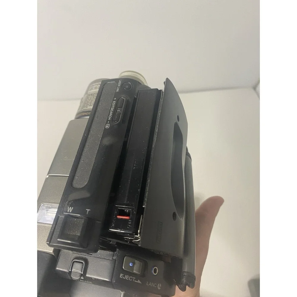 Sony Handycam CCD-TR940 Hi8 XR Camcorder NightShot SteadyShot TESTED Works!